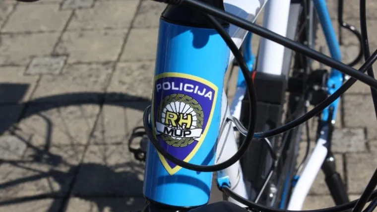 Auto u Zagrebu naletio na dijete na biciklu: Policija traži svjedoke nesreće