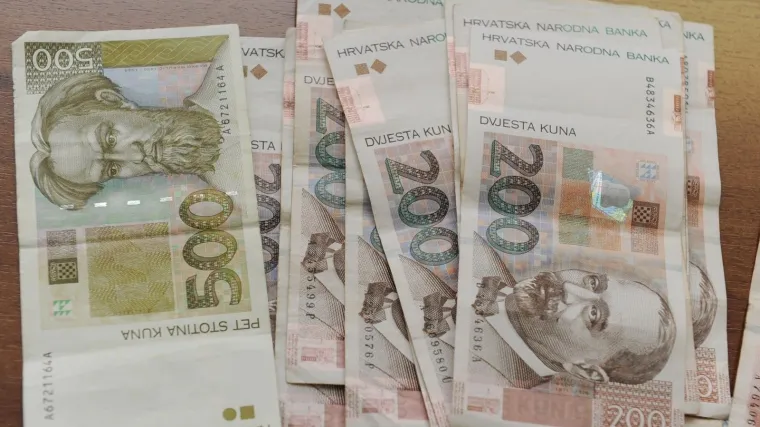 'Ako nije aprilska šala, onda je...'