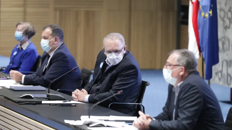 VIDEO Raste broj zaraženih: Evo &scaron;to je Božinović rekao o popu&scaron;tanju mjera