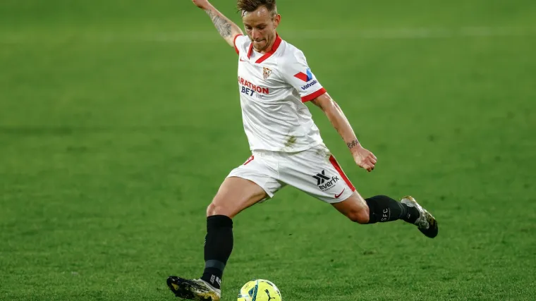 Ovako maestralno i točno asistirao je Ivan Rakitić za 2:2; Ovo mogu samo majstori