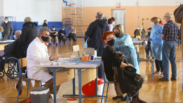 Građani su postali nepovjerljivi: Obiteljski liječnici su primijetili veći broj odustajanja od cijepljenja AstraZenecom