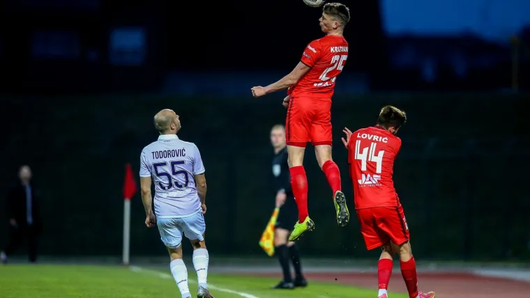 Bijeli ispali iz Kupa, sjajni Lovrić zabio dva gola za povijesni uspjeh