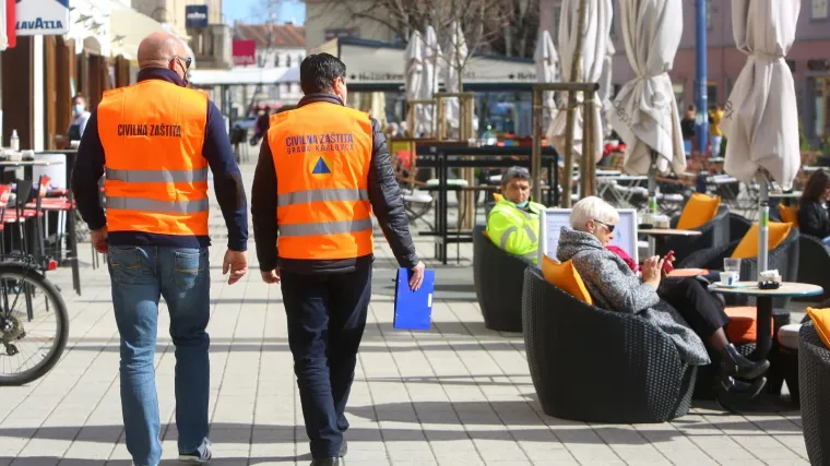 Božinović ugostiteljima: 'Ako ćemo kad malo zahladi zatvoriti stijene, pa malo upaliti grijalicu, onda to vi&scaron;e nije terasa'