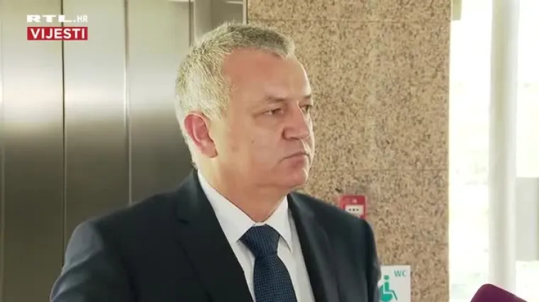 Ministar Horvat: 'Prije nego se dogodi obljetnica od godinu dana od potresa, možemo reći da je obnova počela'