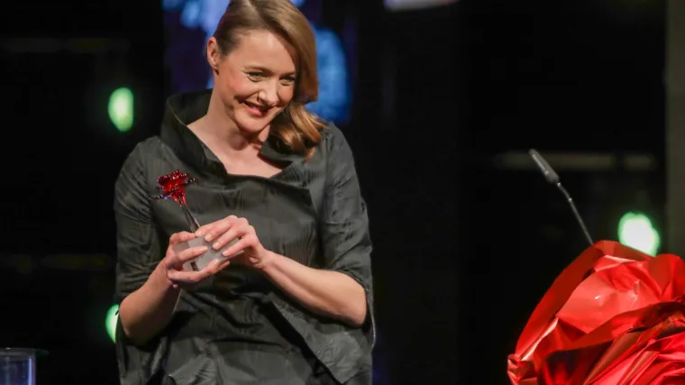 Večernjakova ruža: Mojmira Pastorčić je TV osoba godine, a Maja Ćustić i Edin Mehmedović, treneri iz 'Života na vagi'  progla&scaron;eni su novim licima godine!