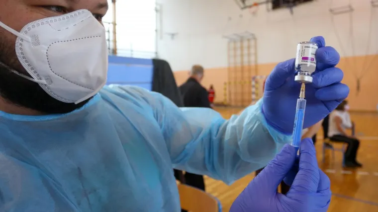 Počela masovna cijepljenja, svuda odaziv gotovo stopostotan: 'Nisam postavila pitanje je li Pfizer ili AstraZeneca'