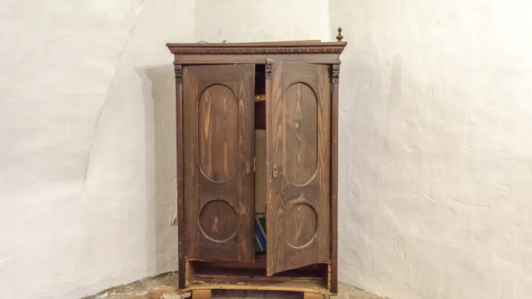 Kupila je ormar kako bi ga restaurirala, a kad je krenula s radovima, otkrila je ne&scaron;to nevjerojatno