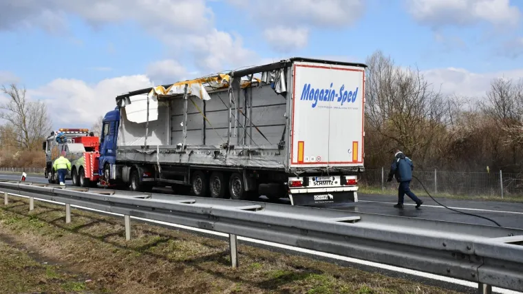 Zavr&scaron;en očevid! Policija objavila detalje stravične nesreće na autocesti u kojoj su poginule četiri osobe