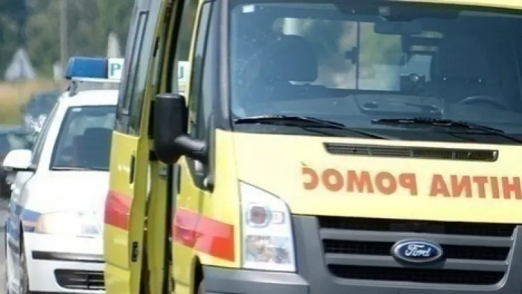 Starija žena umrla u vozilu hitne pomoći, njezin sin o&scaron;tetio vozilo i prijetio medicinskom osoblju: 'Pobit ću vas...!'