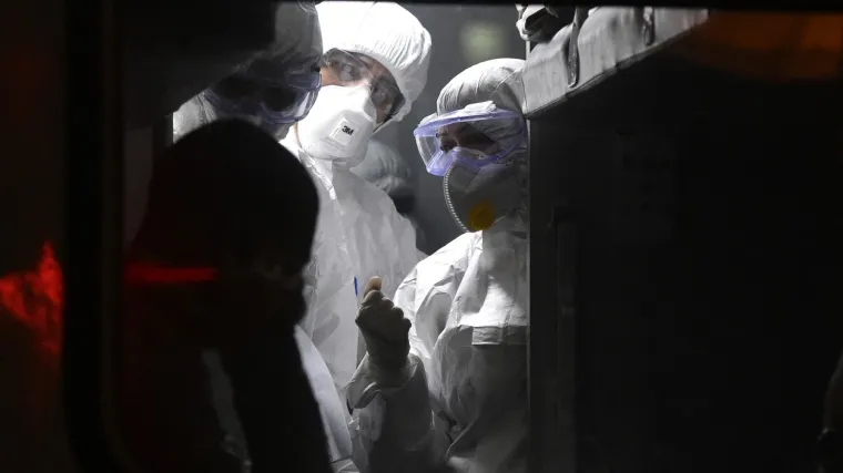 U posljednja 24 sata s covidom umrle 333 osobe; Pojedine regije poo&scaron;trile epidemiolo&scaron;ke mjere