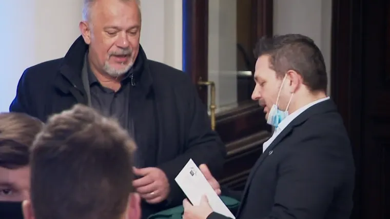 Gdje je bio Zoran &Scaron;prajc? Na predstavi u sklopu humanitarne akcije kojoj je cilj pomoći bolnici u Petrinji