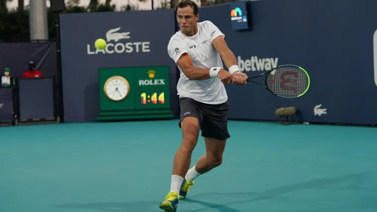 Namjerno gubio poene i bacao rekete, a za sve je kriv jedan sastanak s ATP-om