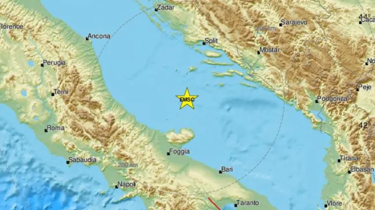 Snažan potres s epicentrom usred Jadranskog mora, osjetio se diljem Dalmacije: 'Ljuljalo kao da sam na brodu...'