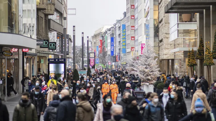 Treći val zaraze u Europi: Francuska je u 'kritičnoj' situaciji, jo&scaron; dvije zemlje postrožile mjere