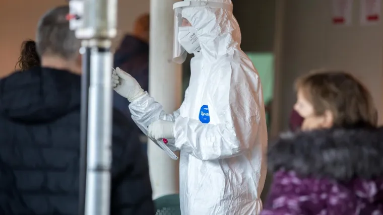 'Nema panike, ali brojke rastu i bolnice se polako počinju puniti'; Govorila i o dva modela strožih mjera