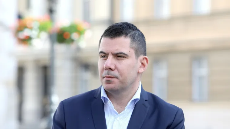 'Ako ima neka inicijativa za opozivom &Scaron;eksa, za to ćemo rado dignuti obje ruke'