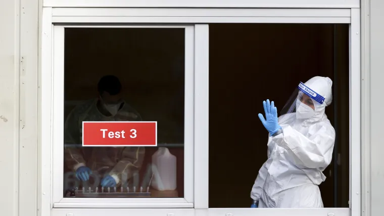 'Beskontaktno življenje': Slovenci u lockdownu, Talijani u izvanrednom stanju, maske i na otvorenom, ogromne kazne...