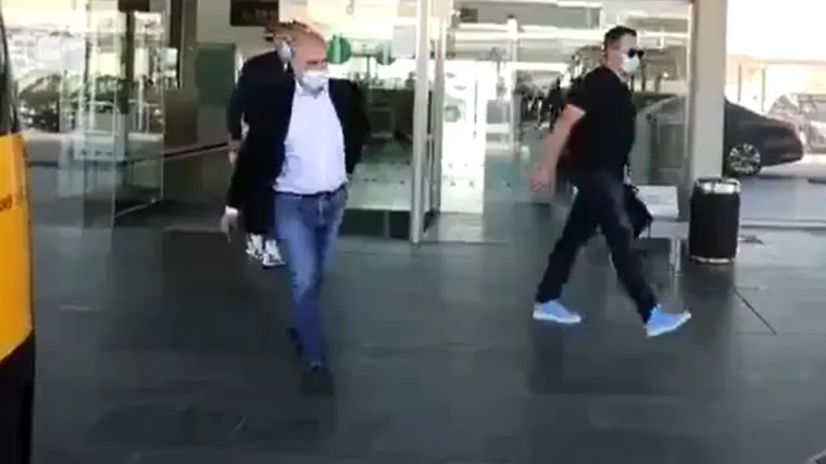 Super agent i otac najpoželjnijeg napadača odradili sastanak s Laportom