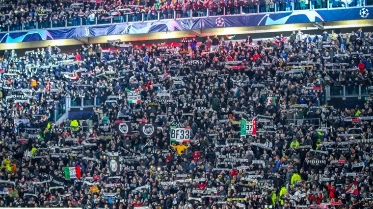 Navijači ih brutalno izvrijeđali i poslali im poruku; 'Pokažite mu*a'