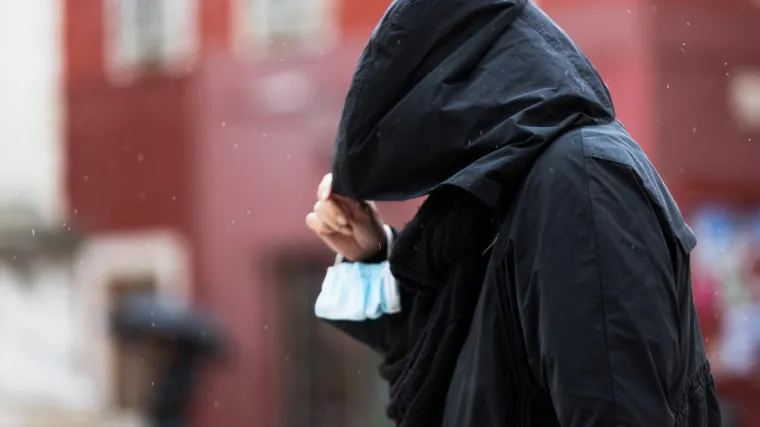 Uveli bi maske na otvorenom tamo gdje je gužva, zabranu prodaje alkohola poslije 20 sati...