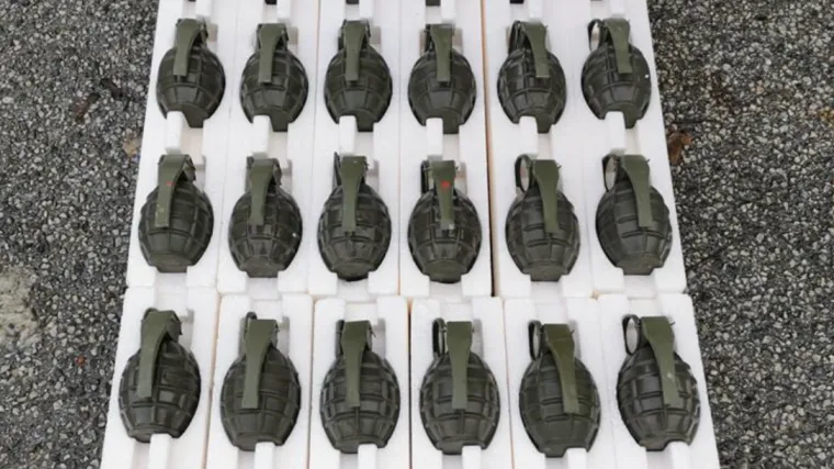 Policija na Trešnjevci izuzela 43 ručne bombe, 18 tromblonske mine, dvije zolje i jedan ručni bacač