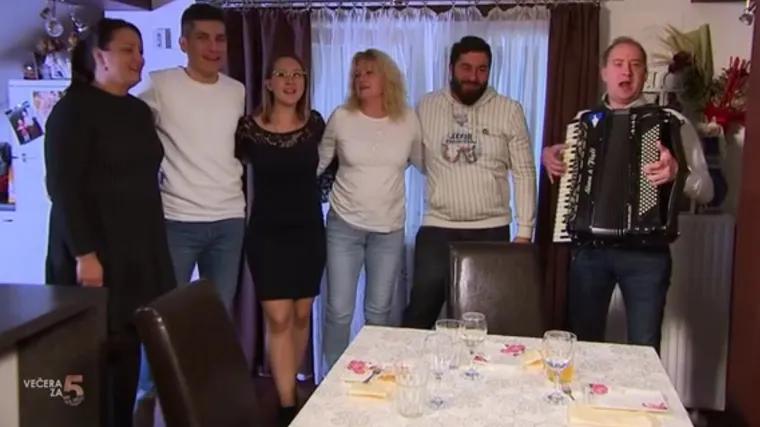 Petra 'ubola' s cijelom večerom, presudilo glazbeno iznenađenje