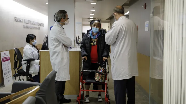 VIDEO Povijesni uspjeh! U New Yorku uspje&scaron;no obavljena transplantacija du&scaron;nika: 'Sada se mogu igrati s unucima'