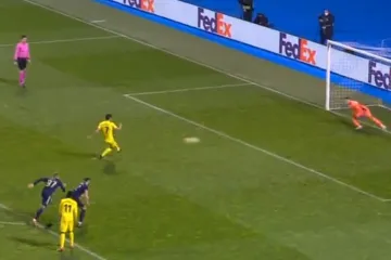 Ovo je trenutak kada je sudac pokazao na bijelu točku, a ubojiti Moreno rastužio navijače Dinama