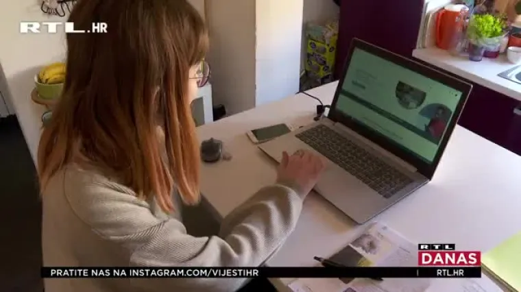 Škole diljem Hrvatske prelaze na online nastavu