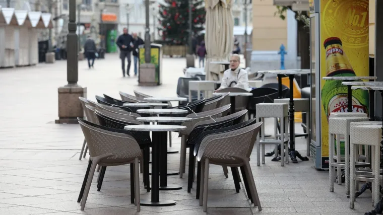 Primorsko-goranska županija ide u lockdown na dva tjedna! 'Ovo su jako stroge mjere, ali i jedini način'; Evo &scaron;to se sve zatvara