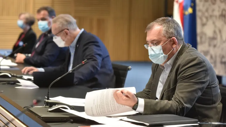 Najmlađa preminula osoba imala 23 godine! Božinović: 'Nije isključeno da se donose mjere i na nacionalnoj razini!'; Bero&scaron;: 'Na prekretnici smo'