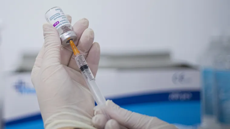 EMA istražuje četiri 'ozbiljna slučaja tromboze' od kojih je jedan imao smrtni ishod