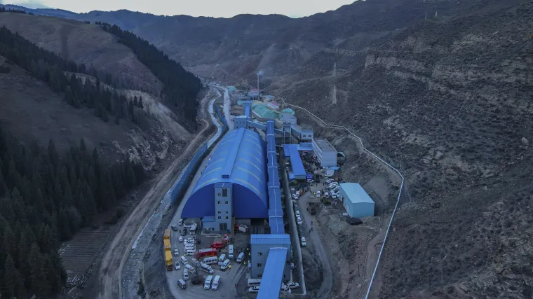 U kineskom rudniku zarobljen je 21 rudar, za sada ih je spa&scaron;eno osam