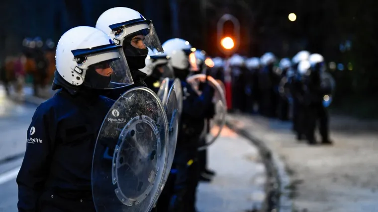 Sudionik korona partyja u Belgiji u bijegu pred policijom pao i poginuo