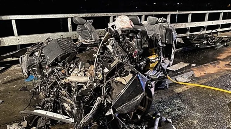 Hrvat poginuo u te&scaron;koj prometnoj nesreći u Njemačkoj. Jo&scaron; jedna osoba je poginula, a tri su te&scaron;ko ozlijeđene