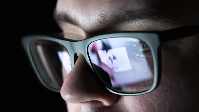 Njemačka tvrtka skeniranjem oka mobitelom identificira nositelja koronavirusa