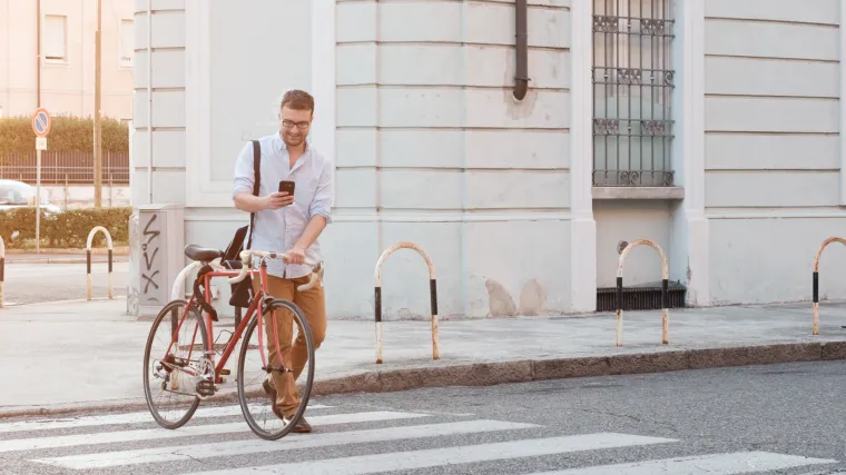 Nemojte se iznenaditi ako na mobitelu vidite neobičnu obavijest: 'Skini pogled s ekrana!'