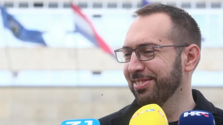 Toma&scaron;ević i dalje 'debelo vodi', ali dvoje kandidata odvojilo se od ostalih; Jedan bilježi i znatan pad