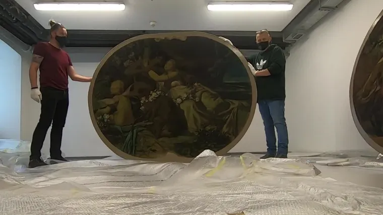 Spektakularna izložba u Rijeci! Slike koje su dulje od 130 godina krasile kazali&scaron;nu zgradu, konačno dopremljene u novi muzej