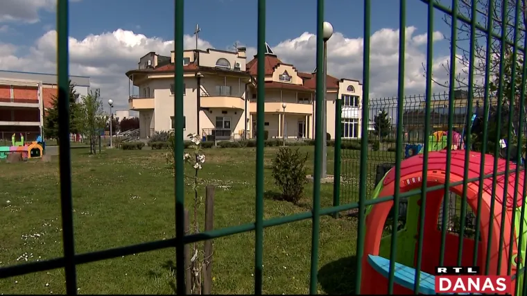 Policija u Zapre&scaron;iću razotkrila narkobandu, među uhićenima je i ravnatelj vjerskog vrtića