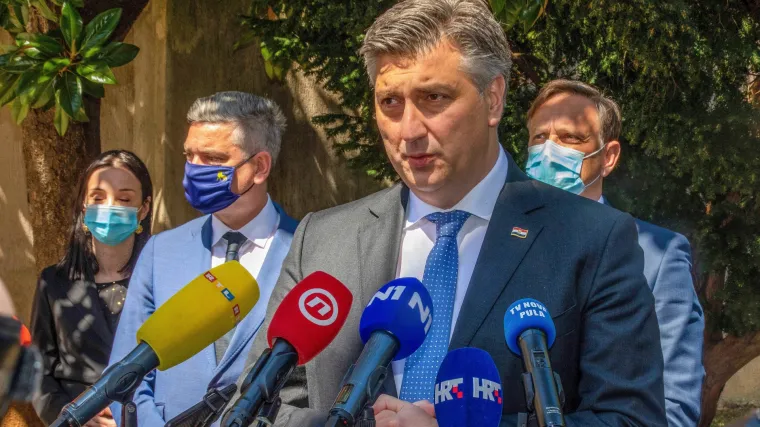 Premijer Plenković u Puli o HDZ-u: 'Napravili smo iskorak, na izbore idemo s ambicijom da budemo bolji'