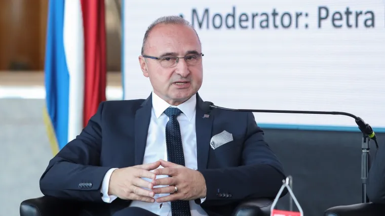Grlić Radman: 'Hrvatska je ostala najveći i najustrajniji zagovornik BiH i protivi se svakom prekrajanju granica'