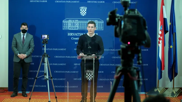 Iz Mosta poručuju: 'Za fijasko u zdravstvu nije odgovoran samo Bero&scaron; koji je postao 'viseći Pedro', nego i cijela Vlada i Plenković'