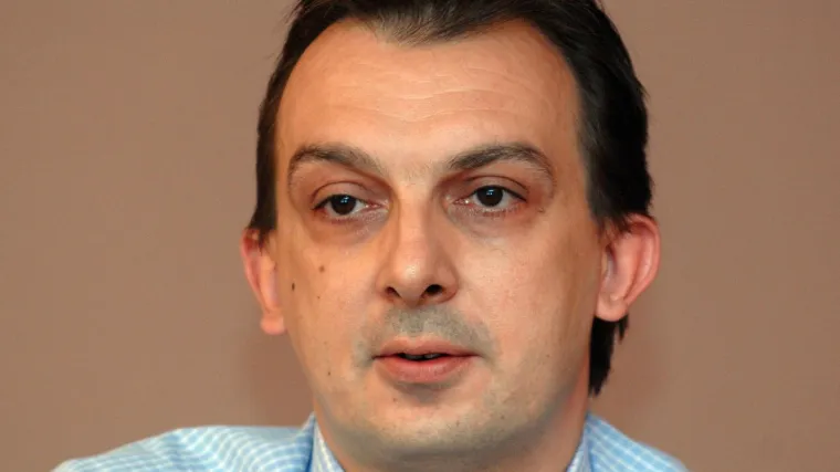 'Vode ga poslušnici koji su uhljebili kumove, rodbinu...'