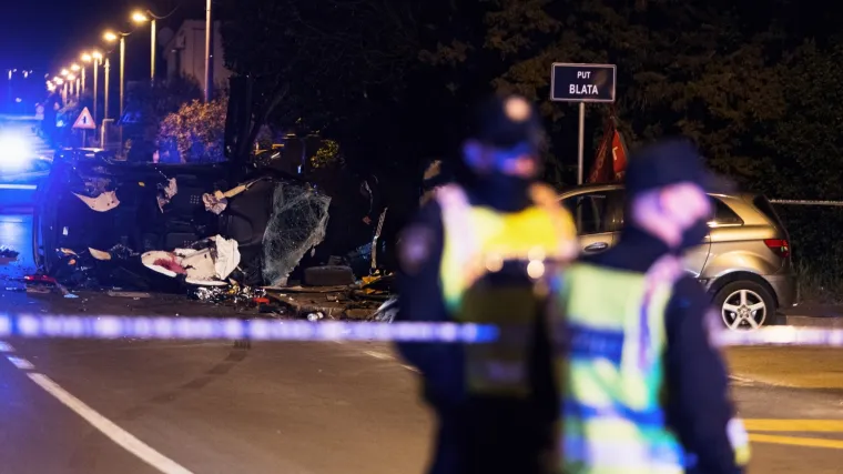 Kod Zadra poginula dva mladića: 18-godi&scaron;njak se Mercedesom nije zaustavio na znak 'stop'