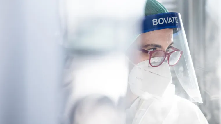 Stariji bračni par nije imao kako na testiranje na covid, a liječnica poručila: 'Snađite se! Il' neka vas vozi zaražena kći'