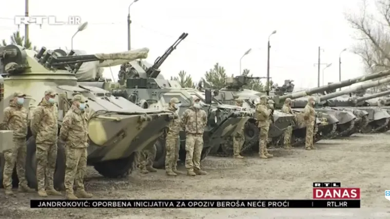 Strah od novog napada: Oko granice Rusije s Ukrajinom grupira 30-ak tisuća ruskih trupa