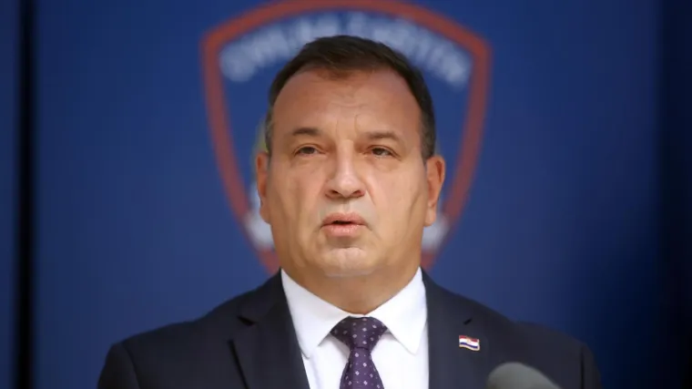 Bero&scaron; odgovorio na optužbe kojima se traži njegova smjena: 'Ne zanima me zadržavanje 'fotelje' ministra pod svaku cijenu, no...'