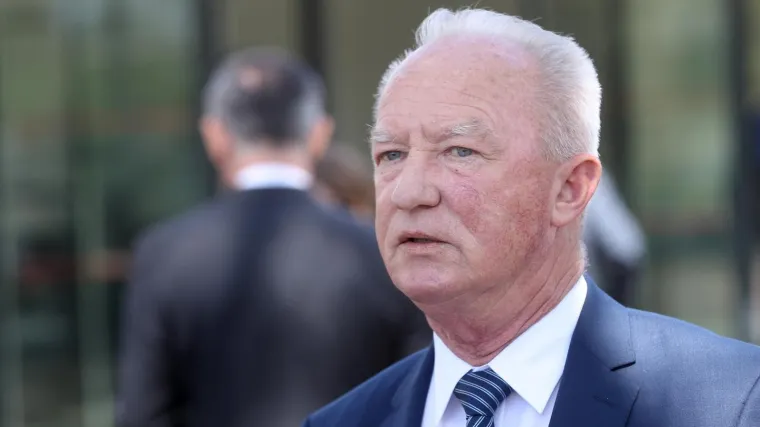 Tenzije u Jasenovcu - Habulin demantirao Milanovića: 'Nitko me nije ucijenio'. Pupovac se naljutio i oti&scaron;ao: 'Nije po&scaron;teno'