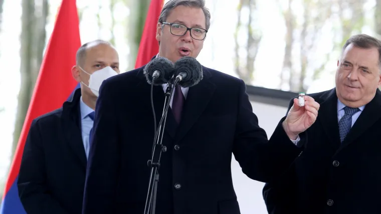 Vučić kaže da mu 'ne pada napamet misliti o novim ratovima', Dodik tvrdi isto